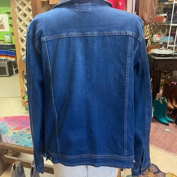 Wrangler Women’s Denim Jacket (E) - Picture 3 of 4